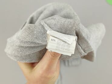 sweter open shoulder: Women's blouse, size M — 5