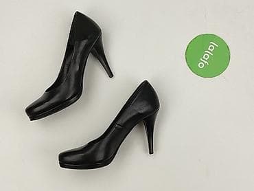 crocs: Flat shoes for women, size 38 — 3