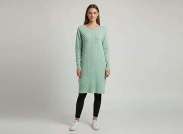 sukienka sweterkowa plus size: Women`s dress, size S — 1