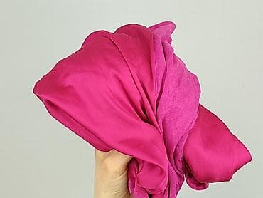 dekolt serduszko: Bluzka damska, rozmiar M — 5