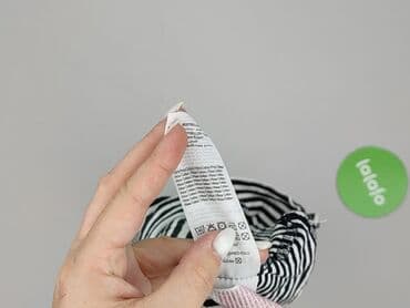 czarne t shirty w serek damskie: Selected Femme, T-shirt damski, rozmiar XS — 5