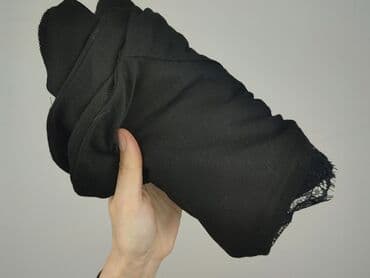 czarne t shirty damskie w serek: T-shirt damski, rozmiar S — 4