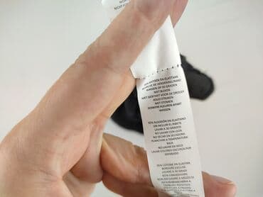 mystery box z koszulkami piłkarskimi: Boohoo, T-shirt damski, rozmiar 5XL — 5