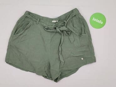 krótkie spodenki i nogi z cellulitem: Szorty damskie, rozmiar L — 2
