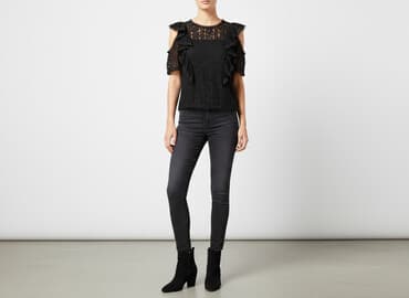 reserved biała bluzka z koronką: Women's blouse, size S — 1