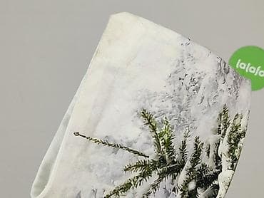 red bedding set: Poszewka dekoracyjna na poduszkę – zimowy motyw - Wzór: ośnieżona — 4