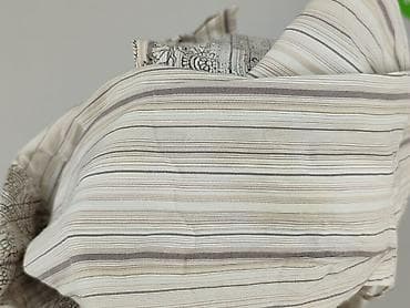 pull and bear shirts: Women`s shirt, size 3XL — 6