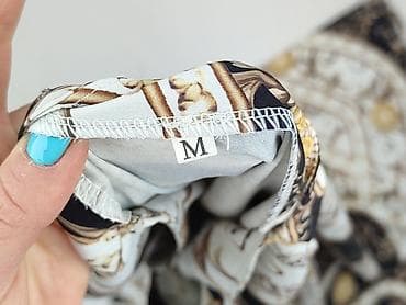 Сукня жіноча, розмір M — 4