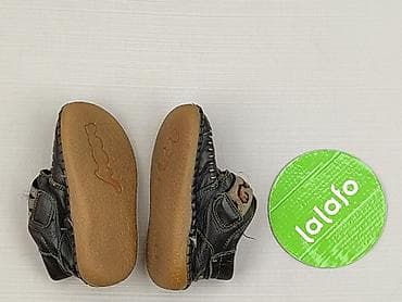 coaching t shirts: Buciki niemowlęce, 16, stan - Bardzo dobry — 3