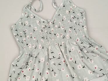 bluzki z kwiacistym wzorem: Top damski, rozmiar M — 1