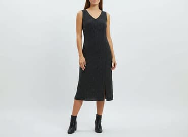 sukienki w grochy dla puszystych: Сукня жіноча, розмір S — 1