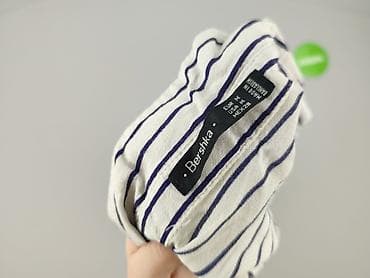 pull and bear marynarki: Bershka, Bluzka damska, rozmiar M — 4