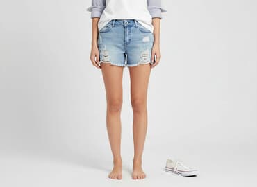 czarne krótkie spodenki sinsay: Sinsay, Szorty damskie, rozmiar M — 6