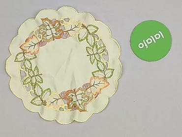 dekoracje na chrzest: Serwetka 30 x 30, kolor - Beżowy, stan - Bardzo dobry — 2