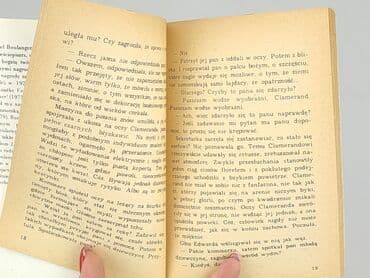 Książki: Książka, gatunek - Powieść, stan - Bardzo dobry — 3