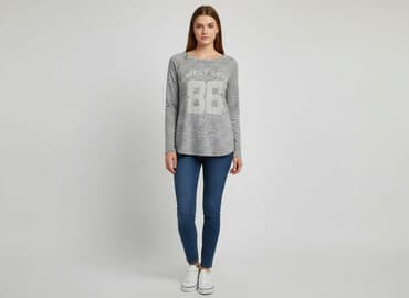 bluzki z długim rękawem młodzieżowe: Women's blouse, size S — 1