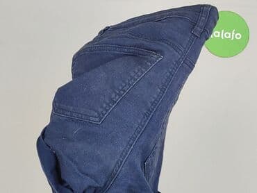 krótkie spodenki i nogi z cellulitem: Szorty damskie, M — 4