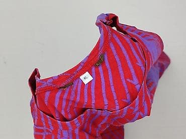 marks: Women`s top, size XL — 4