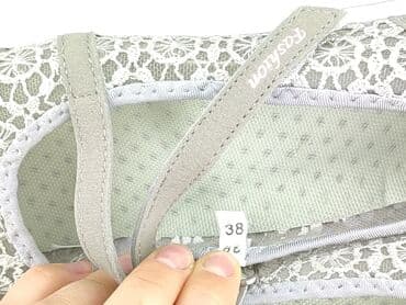 jakie buty do srebrnej sukienki: Fashion-1, Trampki damskie, 38, stan - Idealny — 5