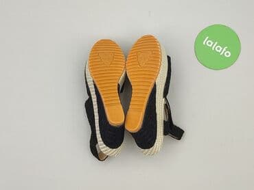 beżowe buty na koturnie ccc: Sandały damskie, rozmiar 42 — 5