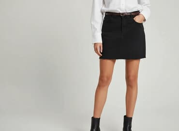 mini spódniczka czarne: Zara, Spódnica damska, rozmiar S — 6