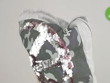 ubrania review: Women`s sweatshirt, size M — 7