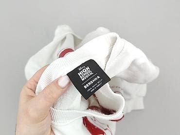 bluza bayernu: Bershka, Bluza damska
, rozmiar M — 5