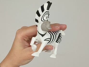 Świat dziecka: Figurka — 3