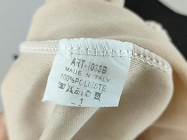 Skirts: Women`s skirt, size S — 4