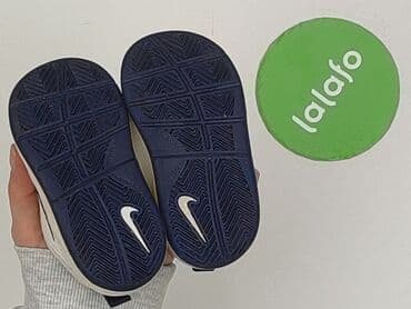 h m torebka: Buciki niemowlęce, Nike, 19, stan - Bardzo dobry — 4