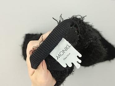 Жіночий одяг: Monki, Жіноча блуза, розмір Один розмір — 5