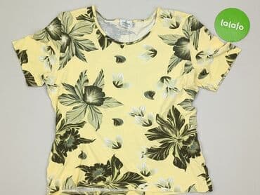 c a yessica t shirt: Women`s T-shirt, size M — 2