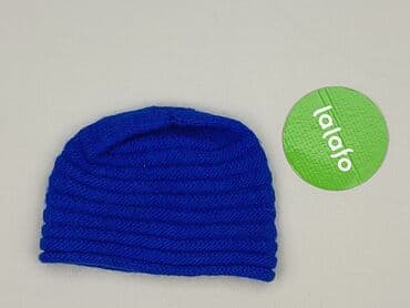 Hats and caps: Cap, Female, condition - Very good — 2