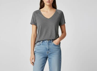 luźne t shirty: T-shirt damski, rozmiar S — 1