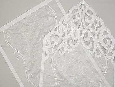 material: Biała firanka/woal żakardowy – panel z dekoracyjną, ażurową listwą — 1