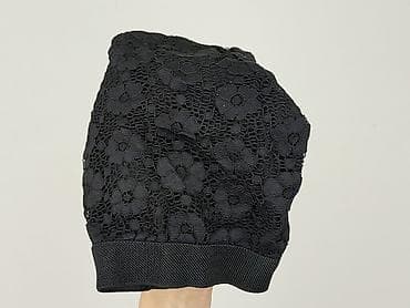 top: Women`s top, size M — 5