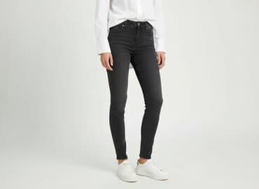 dżinsy pull and bear: PULL&BEAR, Jeans for women, size XS — 1