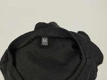 czarne stroje: T-shirt damski, rozmiar M — 5