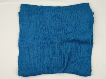 h: Scarf, Female, condition - Good — 2