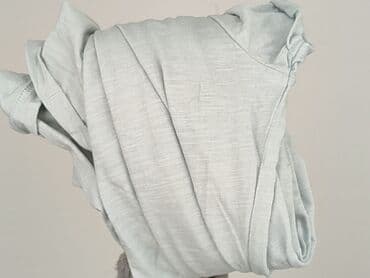 koszulki z dekoltem w szpic: T-shirt damski, rozmiar S — 6