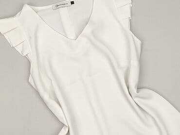 Women's blouse, size M