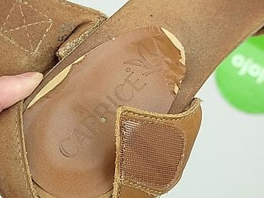 w klapkach tekst: Caprice, Sandały damskie, rozmiar 38.5 — 6