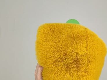 Caps: Cap, Female, condition - Perfect — 6