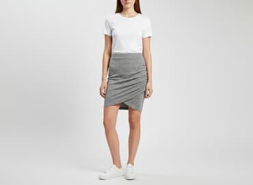 spódnice ściągana na dole: Spódnica damska, rozmiar S — 1