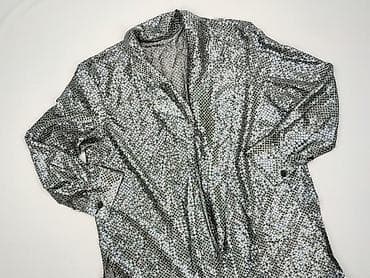 sweter w chmurki: Narzutka damska, rozmiar One size — 1