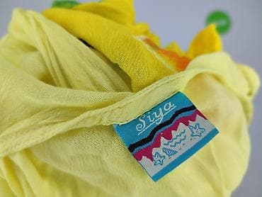 w klapkach tekst: Sukienka damska, rozmiar M — 4