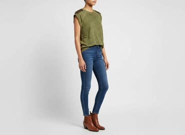 ubrania ze spidermanem: PULL&BEAR, Top damski, rozmiar XS — 6