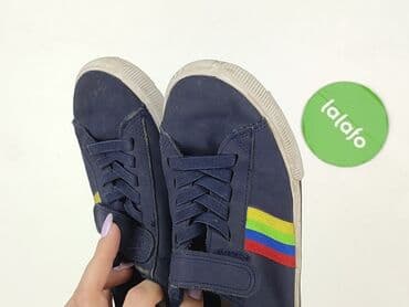 kapcie eevee: Buty sportowe 31, Używany — 5