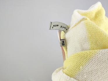 pull and bear kod: Kamizelka damska, rozmiar M — 5