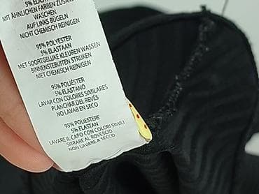 stroju borata: Boohoo, Body damskie, rozmiar M — 5